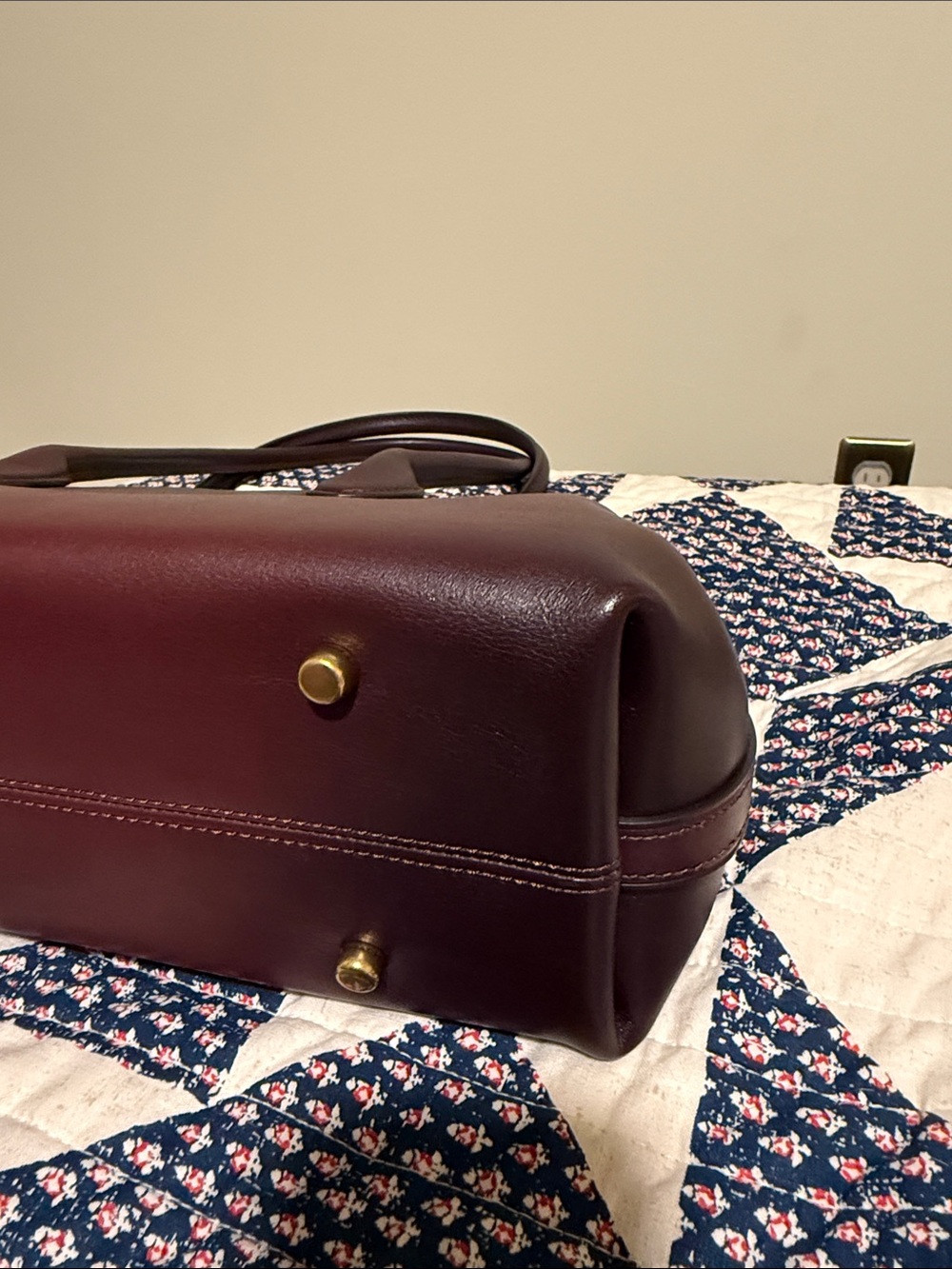COACH Empire 34 in Merlot EUC - Picture 7 of 11